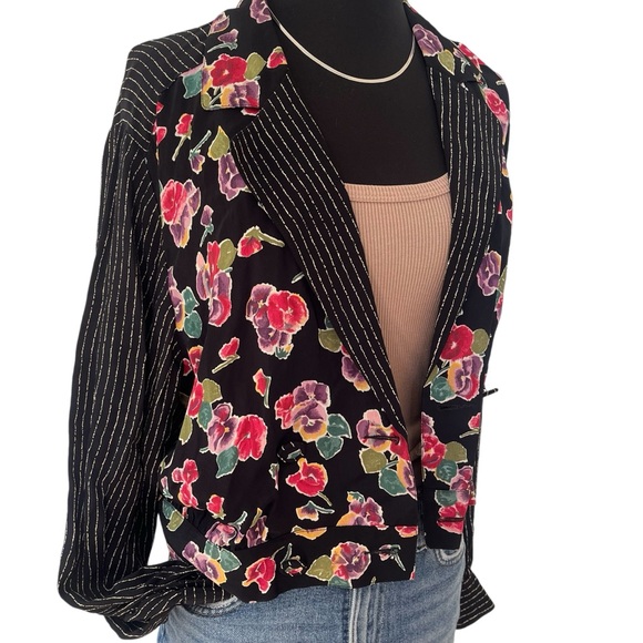 Vintage black floral striped blouse 6 - Picture 2 of 14